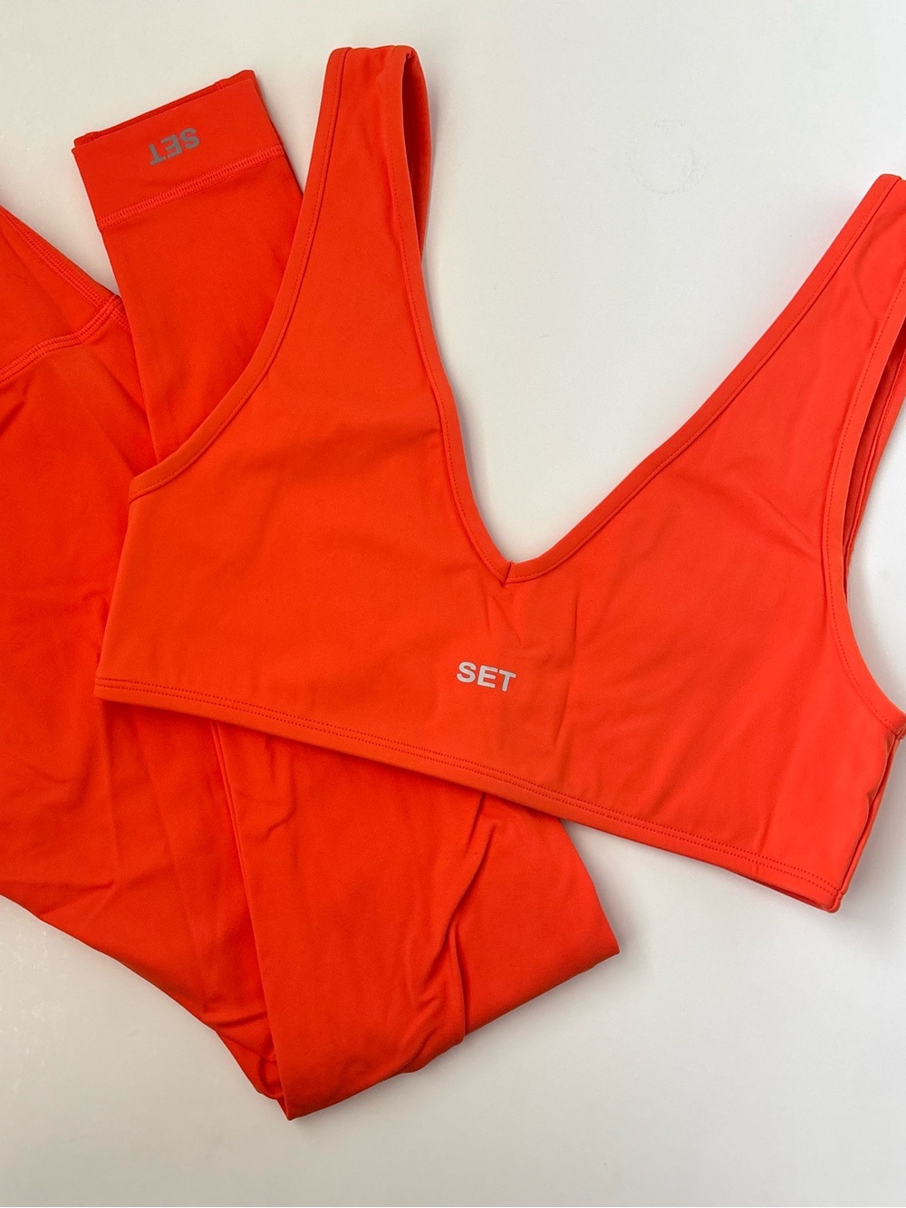 Set Active Orange Sportbody Two Piece Sports Bra and Legging Set